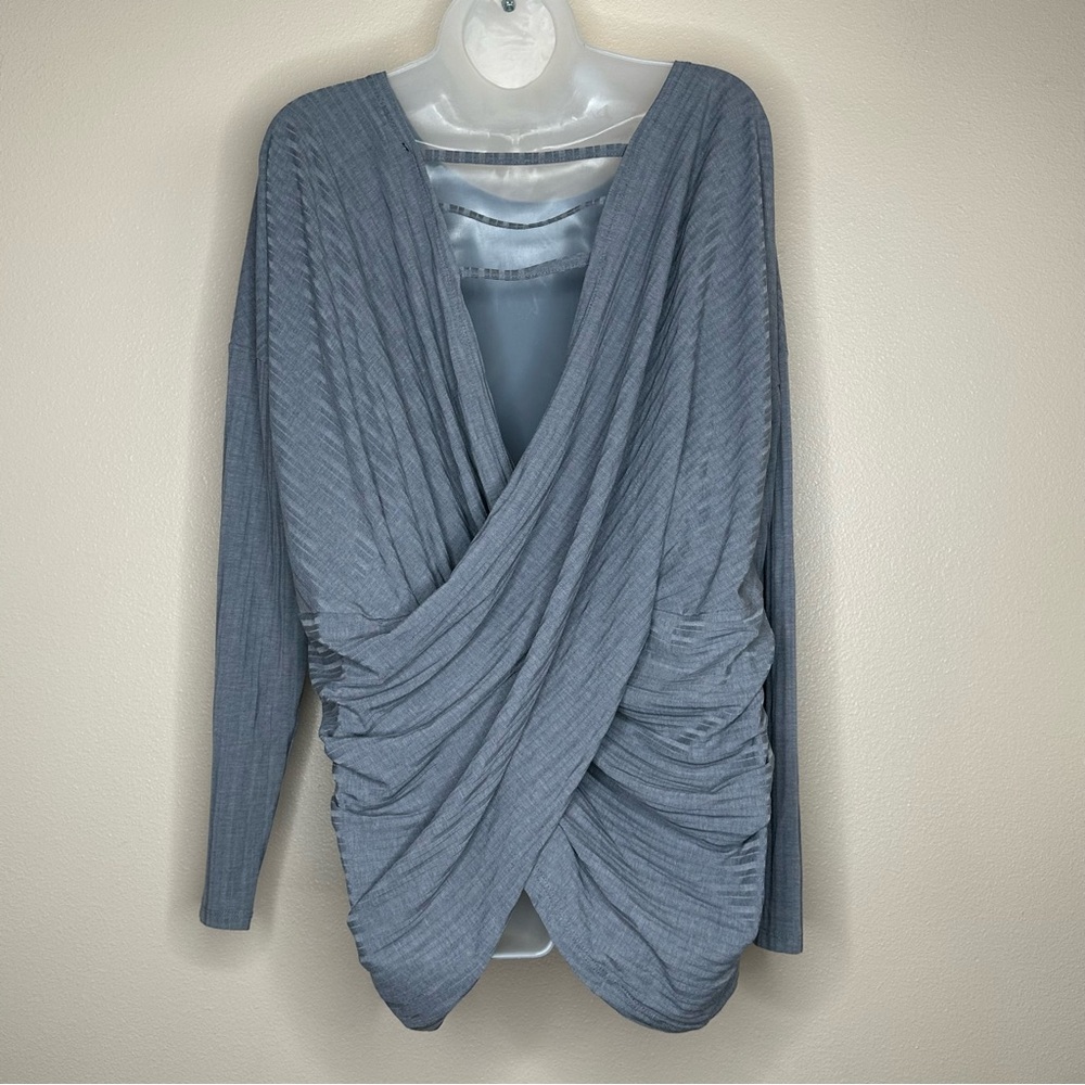 Daytrip Open Back Criss Cross Gray Long Sleeve Shirt Women's Top Size L